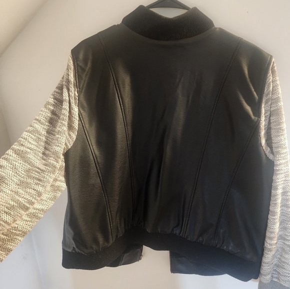 Torrid Jacket - Picture 3 of 3